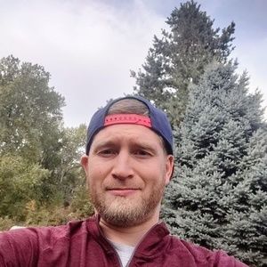 Meet your Posher, Aaron